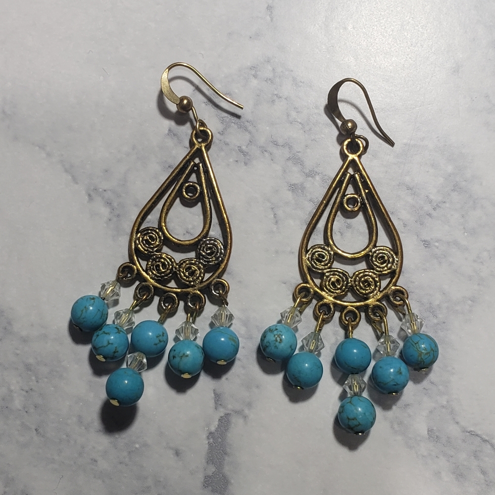 Bundle of faux Turquoise Earrings. - Picture 6 of 10